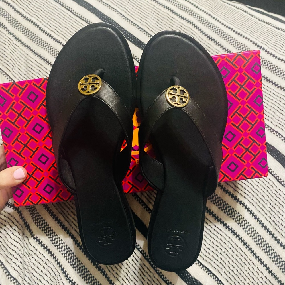 Tory Burch- Benton black sandal
